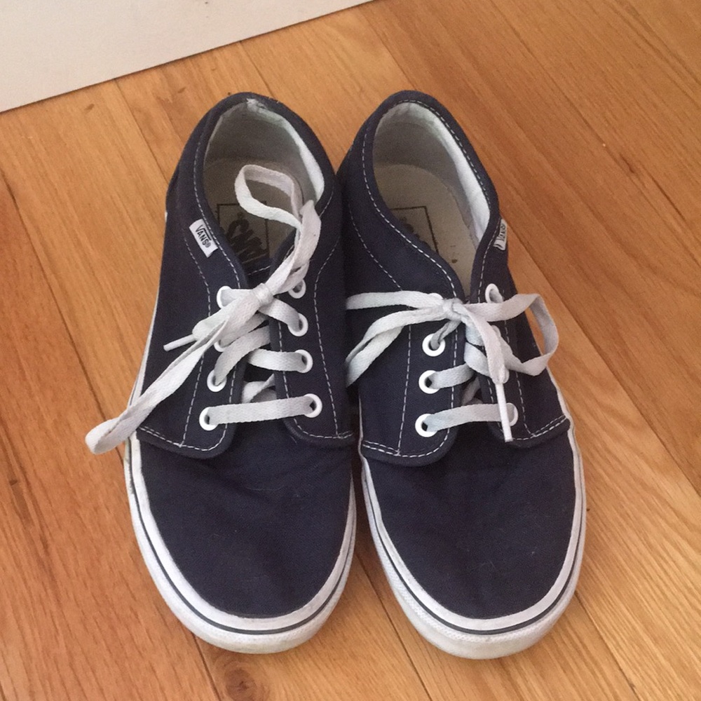 Authentic lace up vans